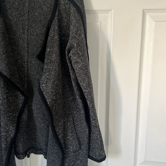 Banana Republic Black/Gray Cardigan Sweater Small - Picture 4 of 5
